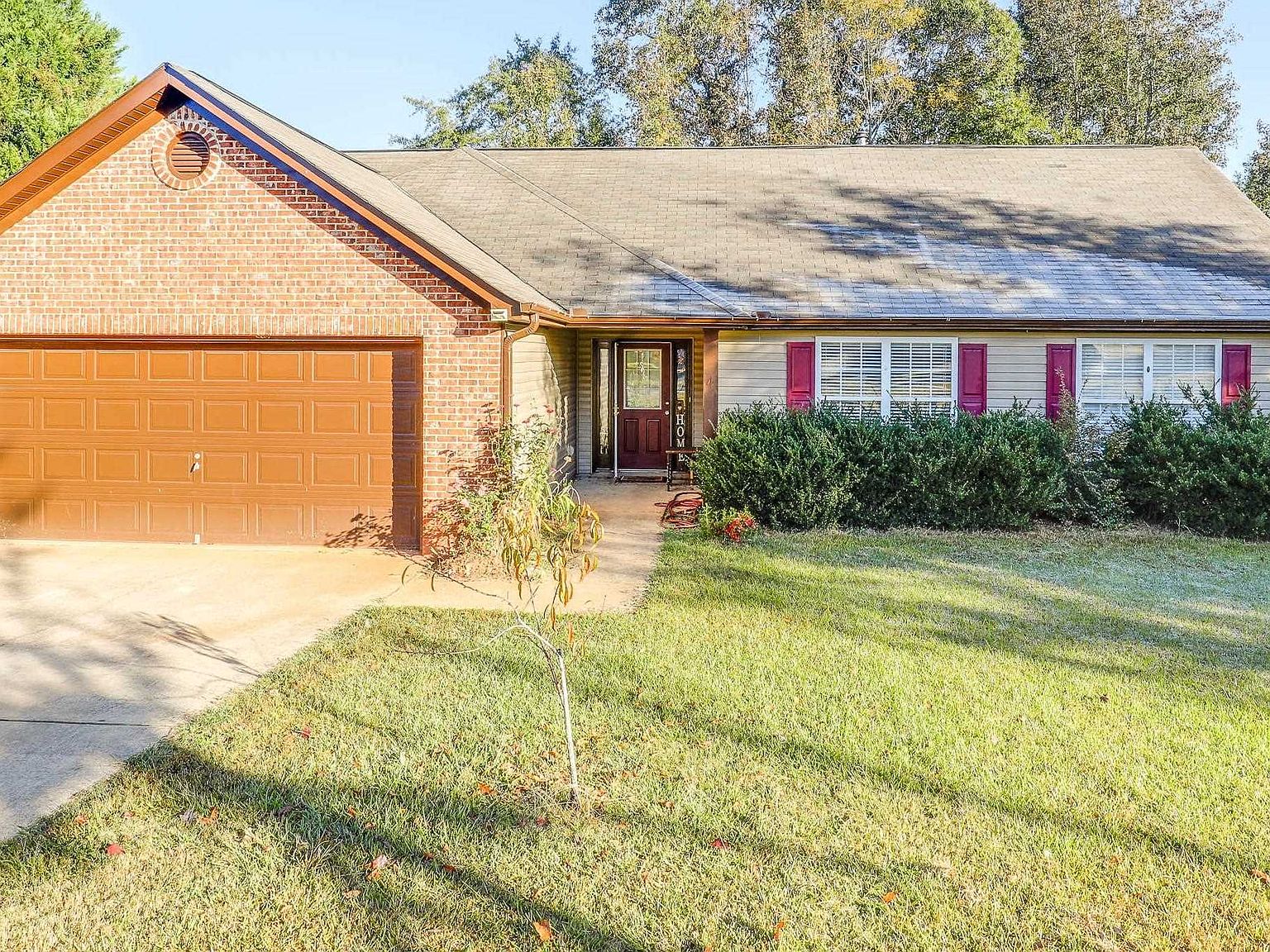 4 Lexington Dr, Grantville, GA 30220 Zillow