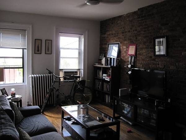1st image of 256 5th Ave APT 4R
