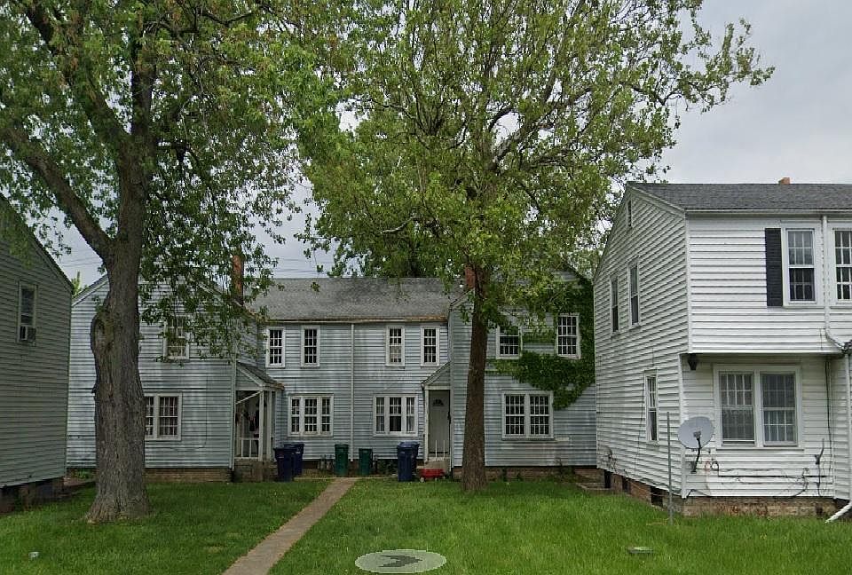 1st image of 356 Millicent Ave #356