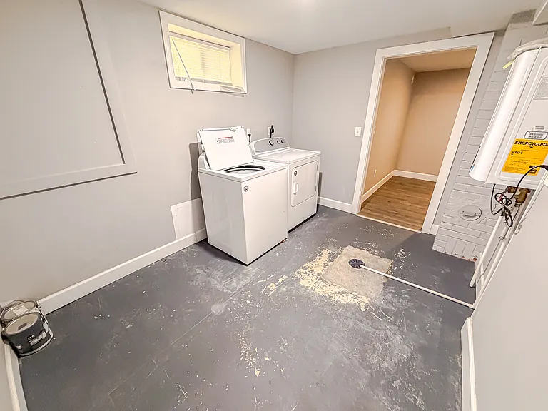 1813 Cheyenne Pl Unit B Laundry