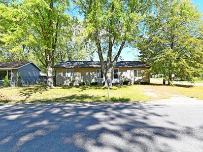 2240 Oak Park Dr, Muskegon, MI, 49442