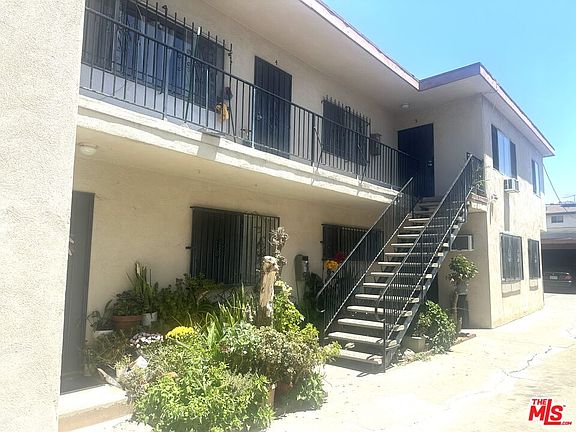 3rd image of 1138 Fedora St