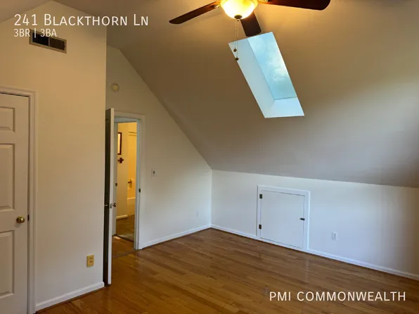 241 Blackthorn Ln, Charlottesville, VA 22902