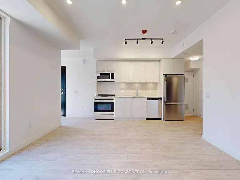 170 Clonmore Dr #5 — Photo 8
