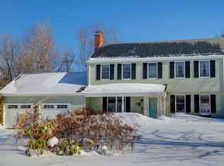 12 Valley Rd, Cape Elizabeth, ME 04107