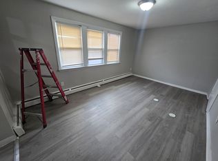 1463 Dixwell Ave #1, Hamden, CT 06514