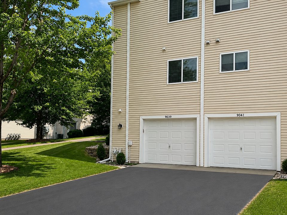 1st image of 9039 Scarlet Globe Dr