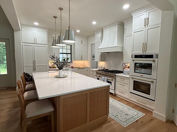 4th image of 8348 NW 43rd Ln
