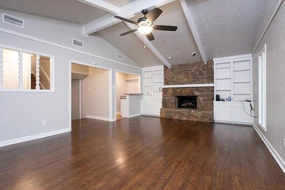 Living Room & wet bet with mini fridge