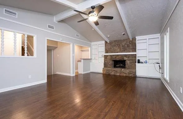 Living Room & wet bet with mini fridge