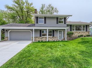 519 Benz Rd, New Brighton, MN 55112