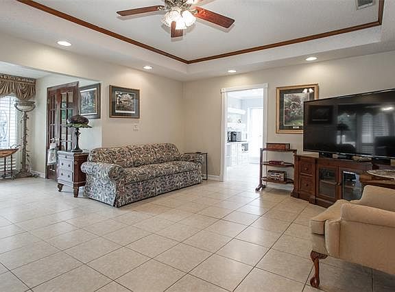 4th image of 6513 Lake Side Cir