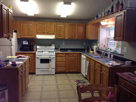4th image of 9929 Briarcliff Ct