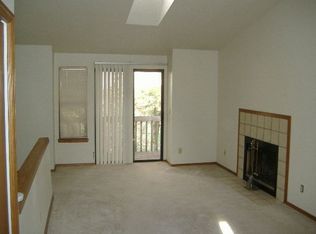 5933 SW Karla Ct, Portland, OR 97239