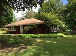 70 Darroch Rd, Delmar, NY 12054