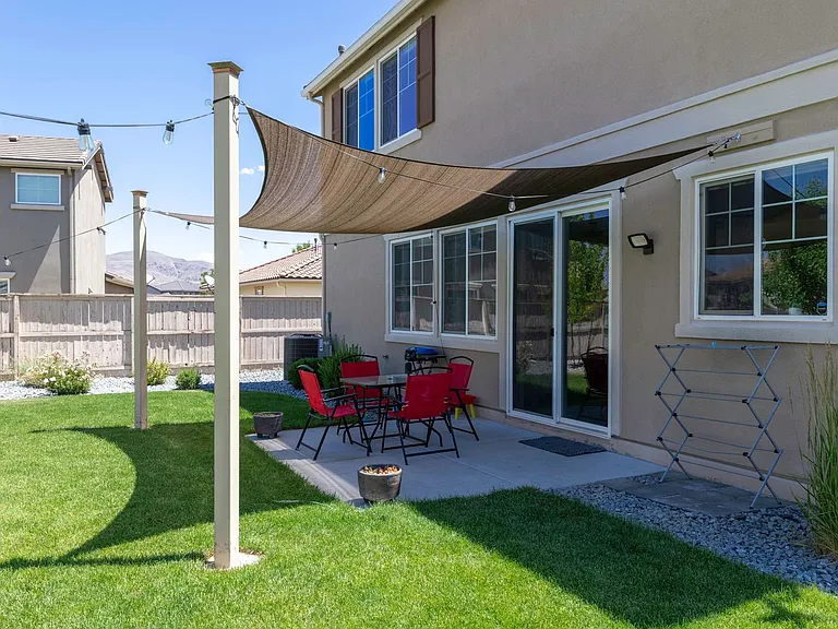 10687 Walton Park Dr — Photo 3