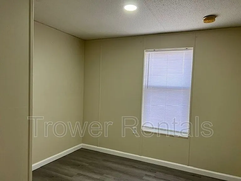 2412 Sun St — Photo 50