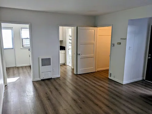 208 Granada Ave Photo 1
