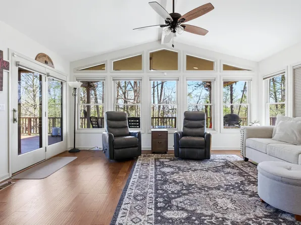 1 Narvaez Ln, Hot Springs, AR 71909