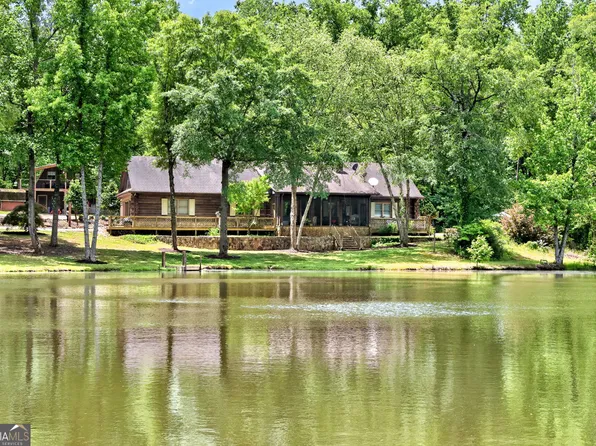 261 McIntosh Cir, Jackson, GA 30233