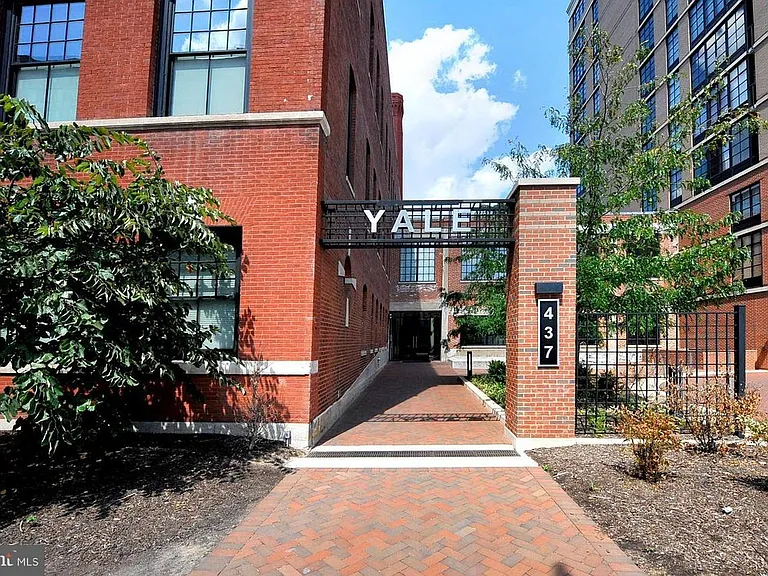 437 New York Ave NW #505 — Photo 1