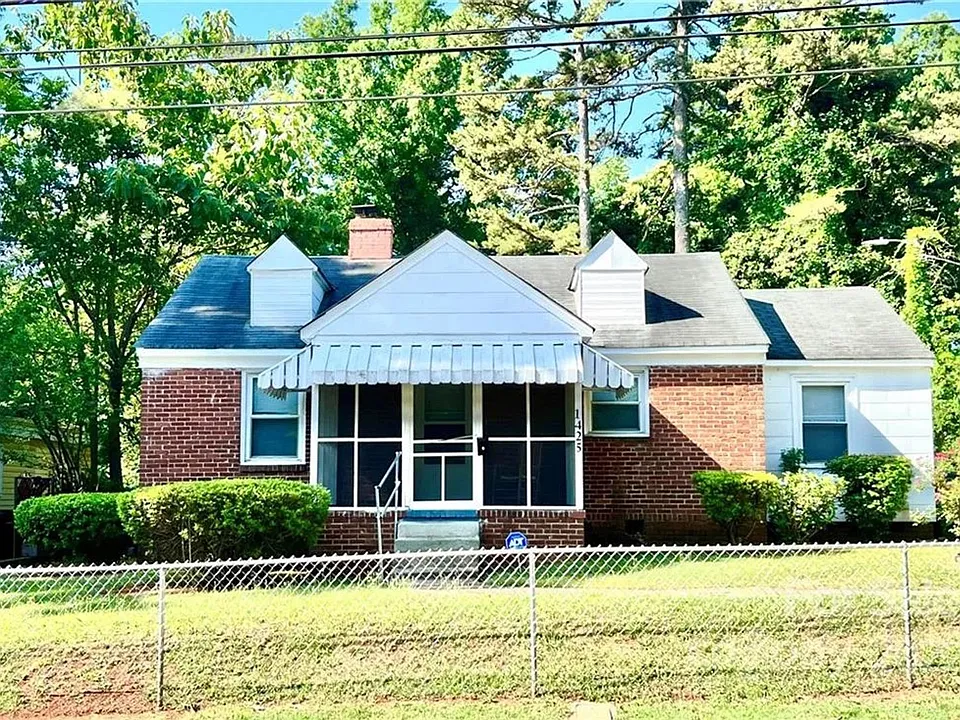 1425 Remount Rd
