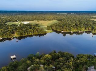 10987 Clyde Acord Rd, Franklin, TX 77856