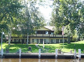 2nd image of 506 Wolf River Dr