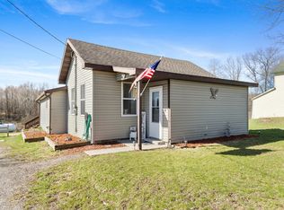 517 W Fenwick Rd, Fenwick, MI