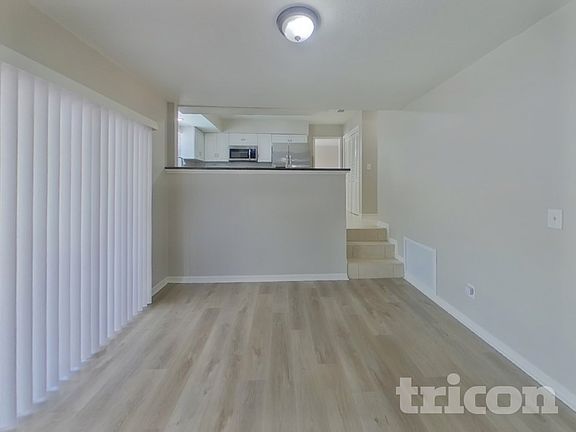 3rd image of 7302 Barry Rd