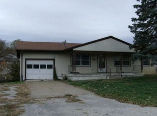 300 Ives St, Kinross, IA 52335