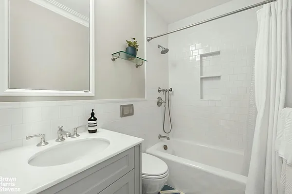 Bathroom, photo 4
