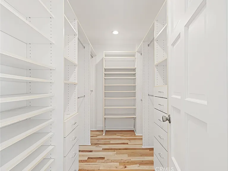 3204 Walnut Ave — Photo 31