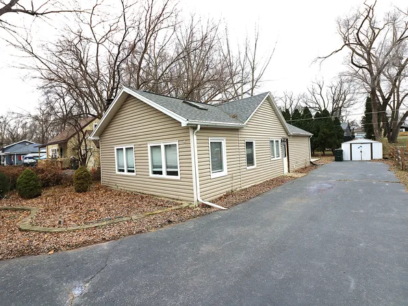 34668 N Nokomis Trl, McHenry, IL 60051