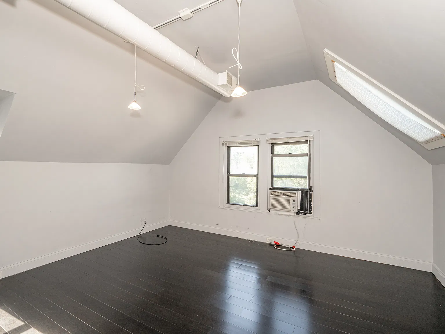 1 bed, 700 sqft, $1,135 — Photo 1