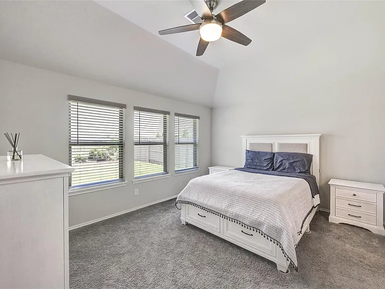 4806 Cedar Butte Ln — Photo 10