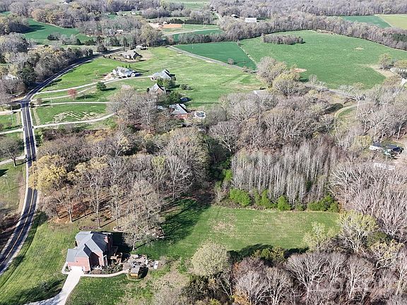 4th image of 2808 Lathan Rd