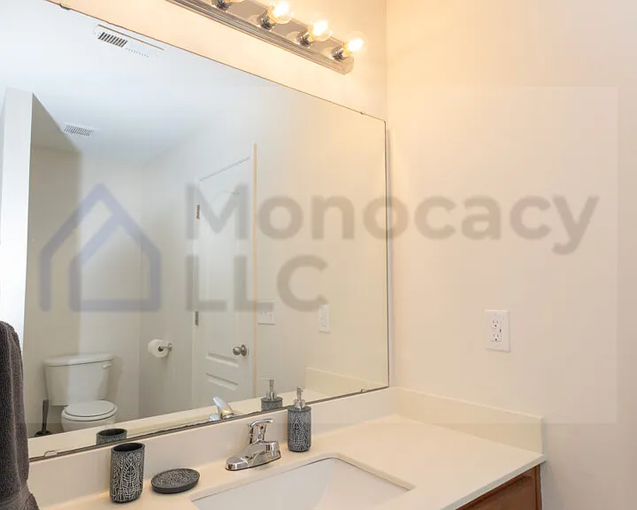Corinth Dr — Photo 25