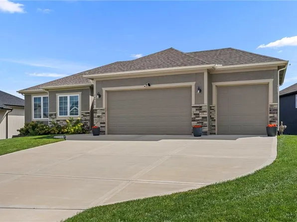 14909 S Houston St, Olathe, KS 66061