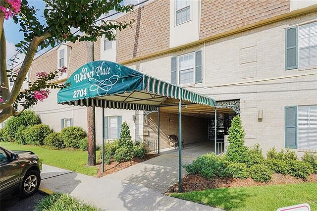 1st image of 2700 Whitney Pl