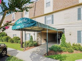 2700 Whitney Pl, Metairie, LA --