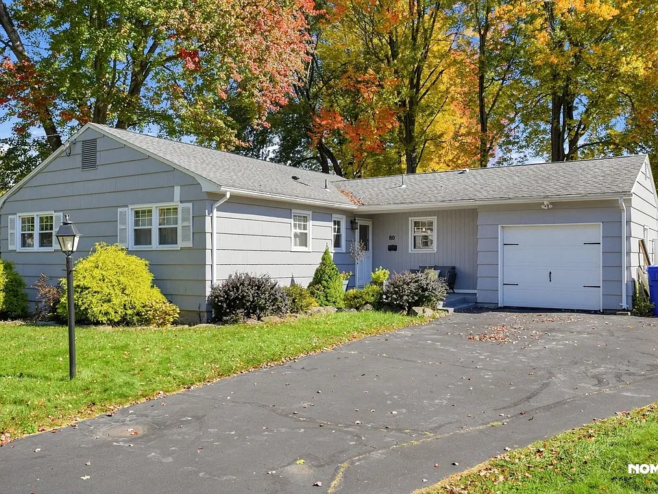 80 Knollwood Rd