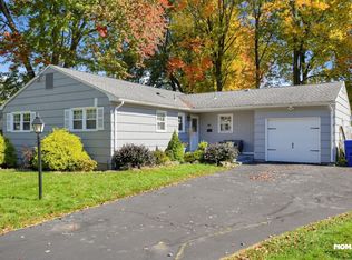 80 Knollwood Rd, Newington, CT 06111