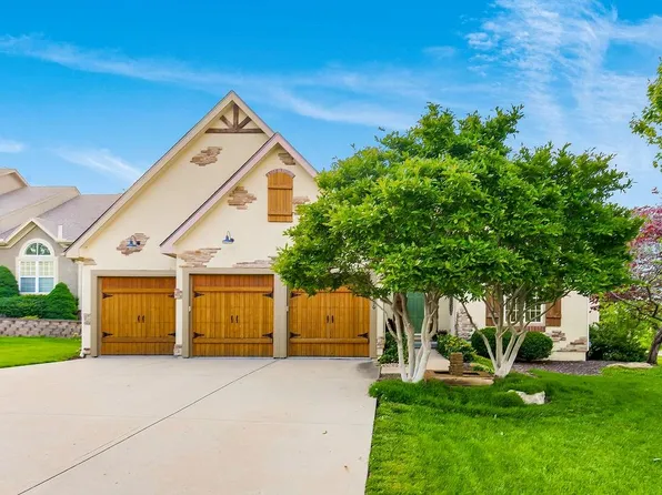 10230 Marion St, Lenexa, KS 66220