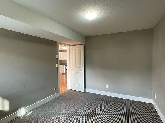4th image of 2020X 72nd Ave #Basement