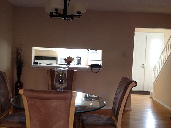 Dining Room / Entry