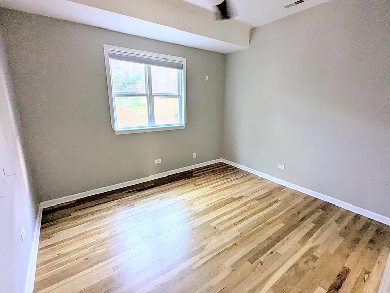 956 N Washington St — Photo 8