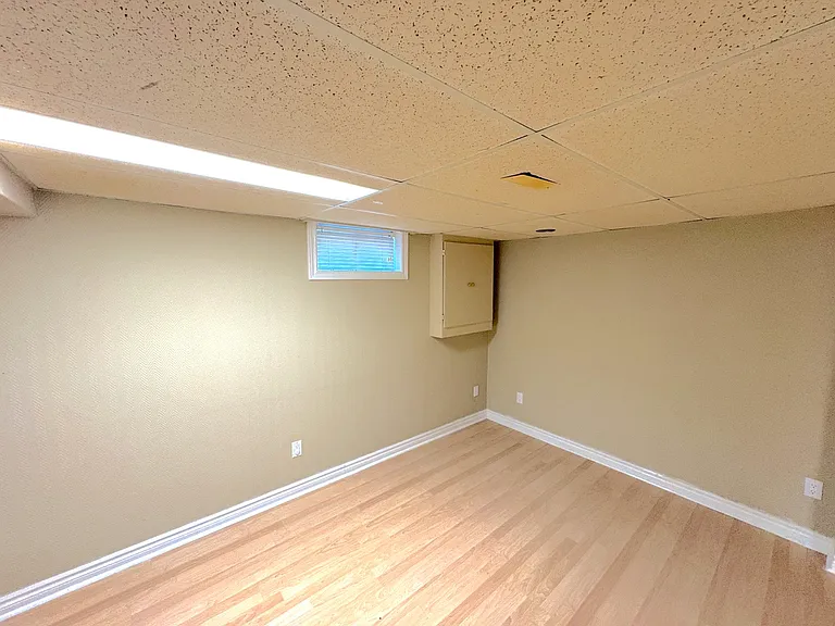 39 Elma St — Photo 33