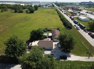 197 W Laraway Rd, Joliet, IL 60436