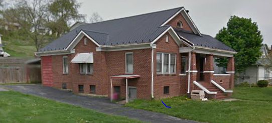 2nd image of 445 Spurgeon Ln